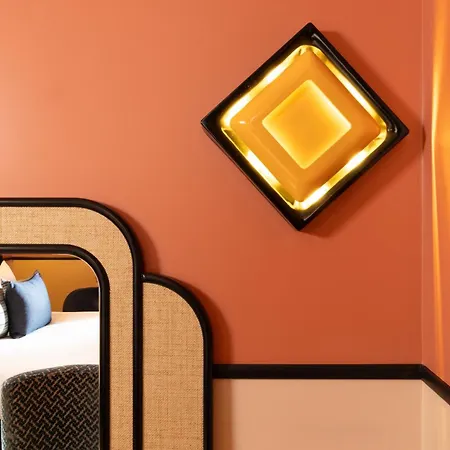 Le 6 Tiquetonne Hotel