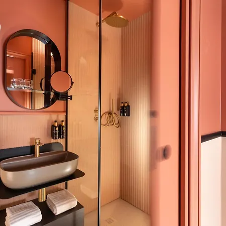 Le 6 Tiquetonne Hotel 4*